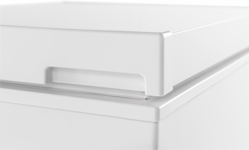 Frigidaire Chest Freezer 8.7 Cubic Feet White